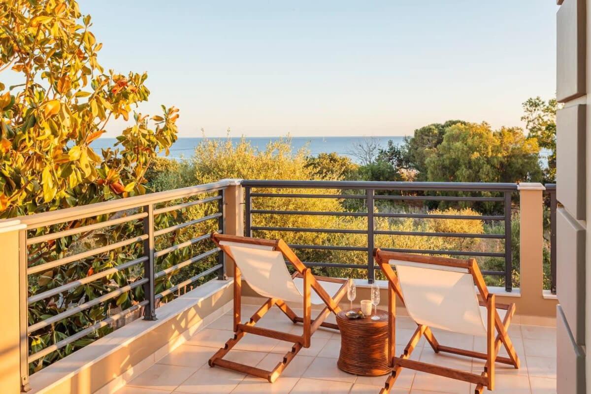 Navarino Captains Villa - Lux Private Pool Retreat Маратополис Екстериор снимка